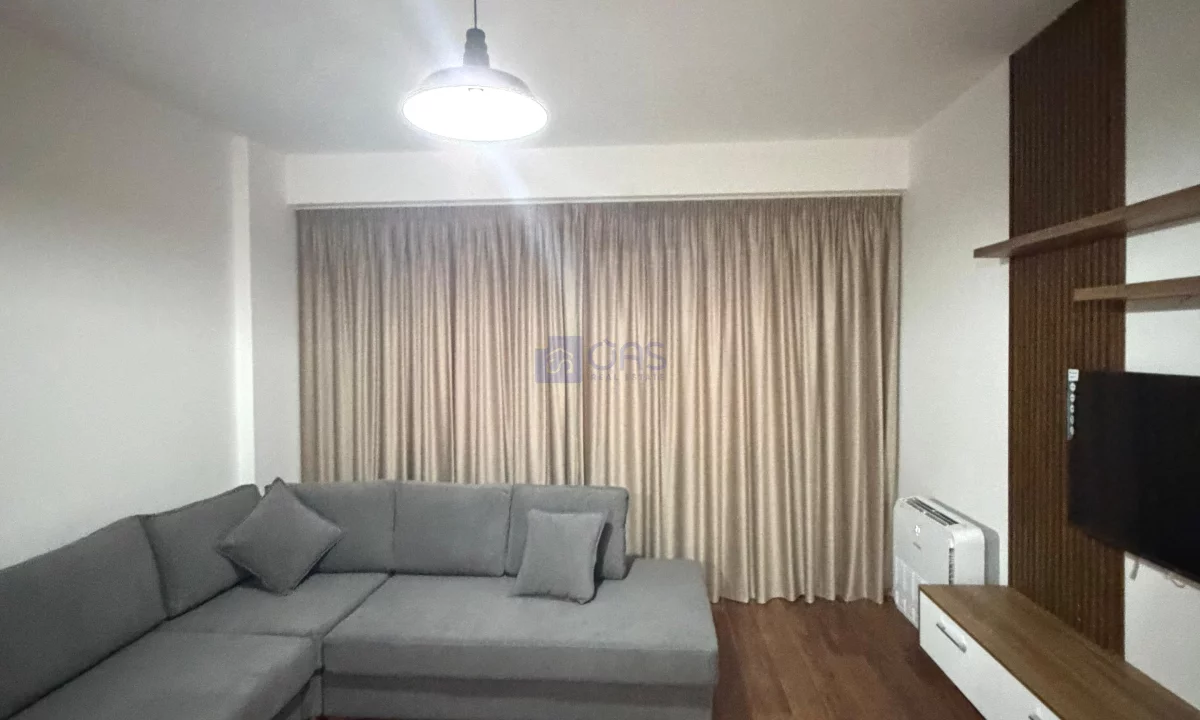 Shtepi me qera Apartament ne Tirane, 1+1, Mobilimi E mobiluar, Pagesa 450  Euro.
