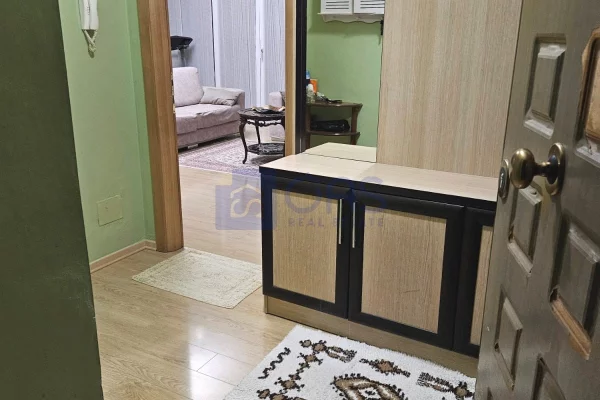 Shtepi me qera Apartament ne Tirane, 2+1, Mobilimi E mobiluar, Pagesa 50,000  Leke.