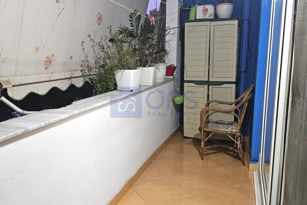 Shtepi me qera Apartament ne Tirane, 2+1, Mobilimi E mobiluar, Pagesa 50,000  Leke.