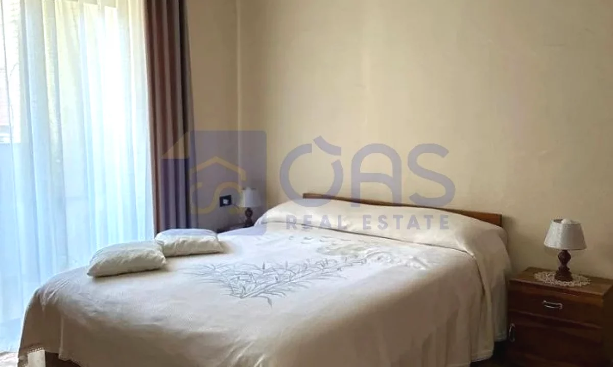 Shtepi me qera Apartament ne Tirane, 2+1, Mobilimi E mobiluar, Pagesa 60,000  Leke.