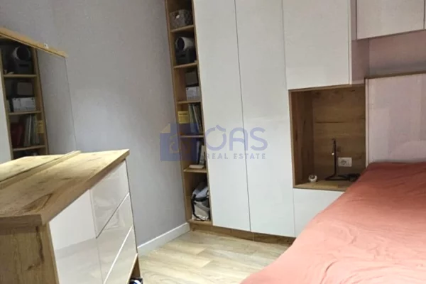 Appartamento in affitto a Tirana 1+1, Arredato