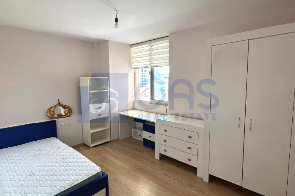 Shtepi me qera Apartament ne Tirane, 2+1, Mobilimi E mobiluar, Pagesa 65,000  Leke.