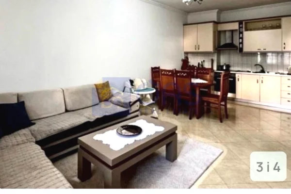 Shtepi me qera Apartament ne Tirane, 2+1, Mobilimi E mobiluar, Pagesa 43,000  Leke.