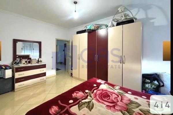 Shtepi me qera Apartament ne Tirane, 2+1, Mobilimi E mobiluar, Pagesa 43,000  Leke.
