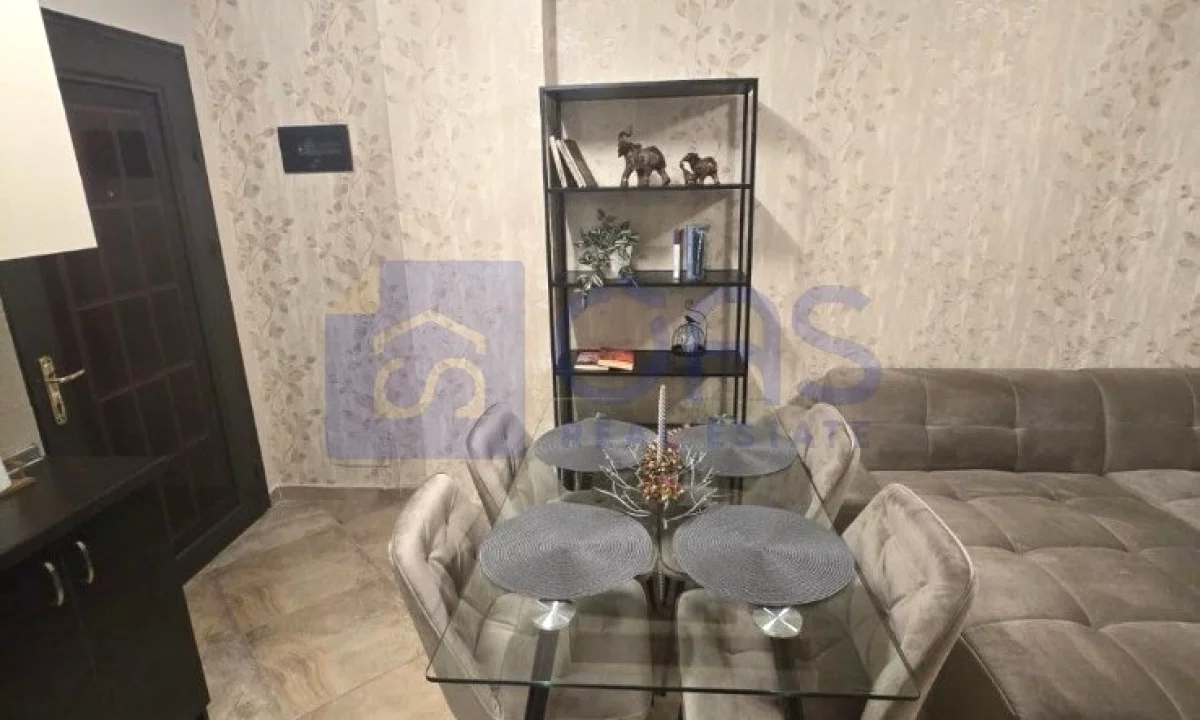 Shtepi me qera Apartament ne Tirane, 1+1, Mobilimi E mobiluar, Pagesa 60,000  Leke.