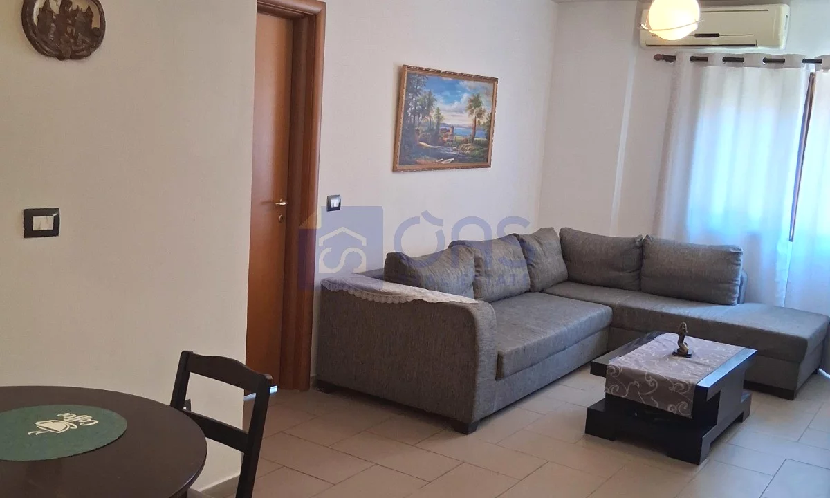 Shtepi me qera Apartament ne Tirane, 2+1, Mobilimi E mobiluar, Pagesa 65,000  Leke.