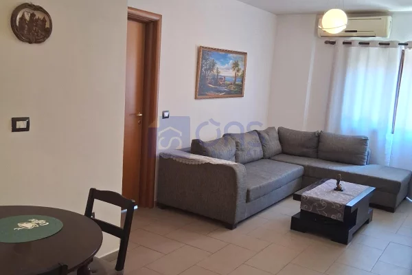 Jepet me qera apartament 2+1 ne Myslym Shyr