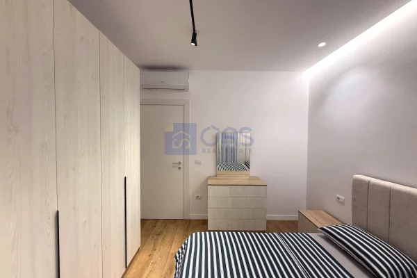 Shtepi me qera Apartament ne Tirane, 1+1, Mobilimi E mobiluar, Pagesa 500  Euro.