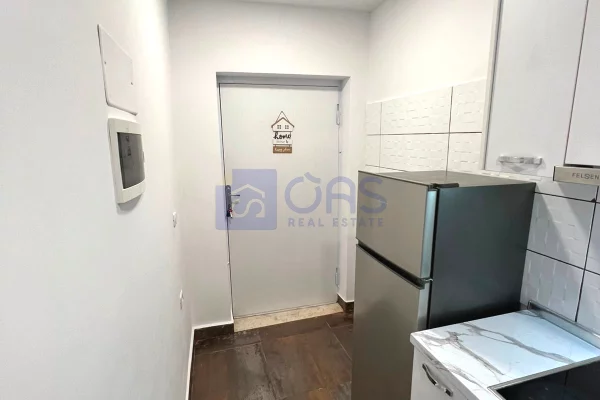 Appartamento in affitto a Tirana Garsoniere, Arredato