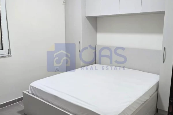 Jepet apartament me qera 1+1 tek Komuna  e Parisit
