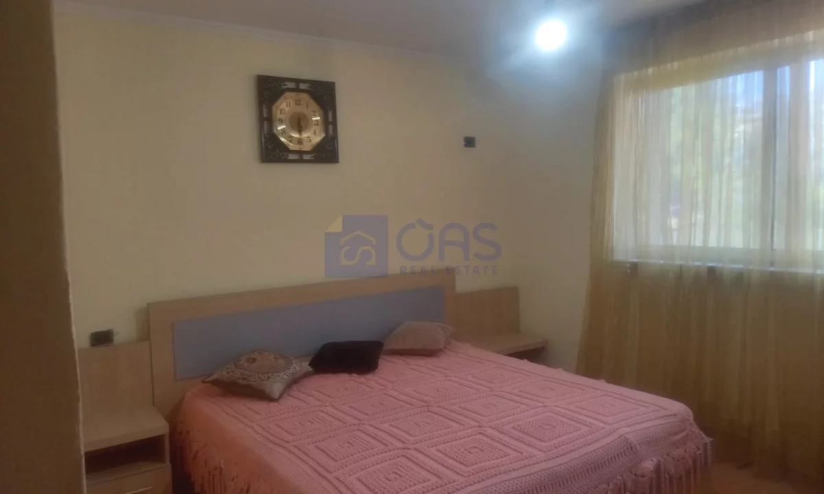 Shtepi me qera Apartament ne Tirane, 2+1, Mobilimi E mobiluar, Pagesa 60,000  Leke.