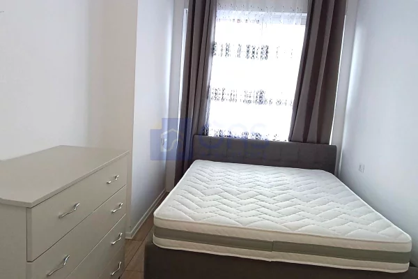 Shtepi me qera Apartament ne Tirane, 1+1, Mobilimi E mobiluar, Pagesa 40,000  Leke.