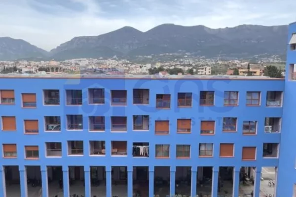 Shtepi me qera Apartament ne Tirane, 1+1, Mobilimi E mobiluar, Pagesa 40,000  Leke.