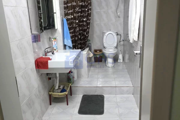 Shtepi me qera Apartament ne Tirane, 2+1, Mobilimi E mobiluar, Pagesa 65,000  Leke.