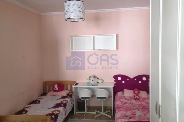 Shtepi me qera Apartament ne Tirane, 2+1, Mobilimi E mobiluar, Pagesa 65,000  Leke.