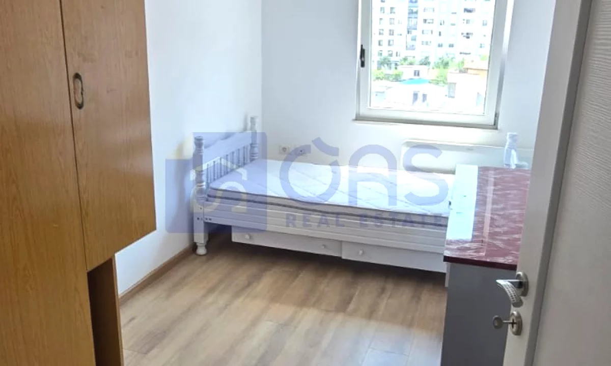 Shtepi me qera Apartament ne Tirane, 2+1, Mobilimi E mobiluar, Pagesa 70,000  Leke.
