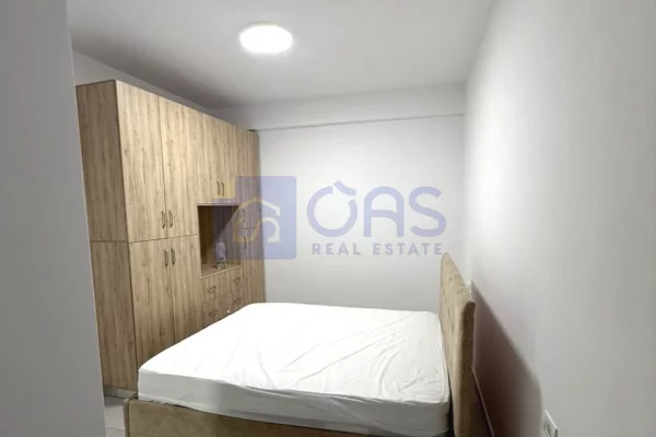 Jepet me qera apartament 2+1 ne  Yzberisht