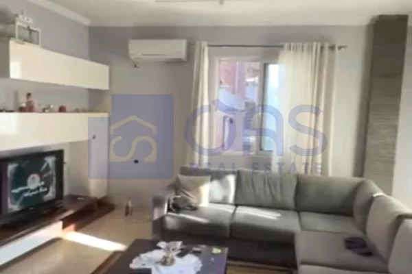 Jepet apartament me qera 3+1 ne Selite