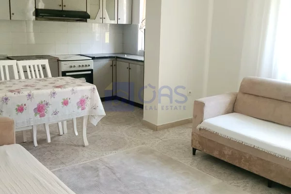 Jepet apartament me qera 2+1 ne Ali Dem