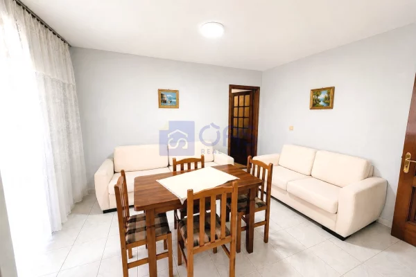 Jepet me qera apartament 2+1 ne ali dem