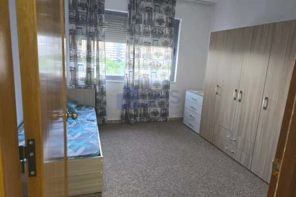 Shtepi me qera Apartament ne Tirane, 2+1, Mobilimi E mobiluar, Pagesa 60,000  Leke.