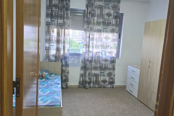 Shtepi me qera Apartament ne Tirane, 2+1, Mobilimi E mobiluar, Pagesa 60,000  Leke.