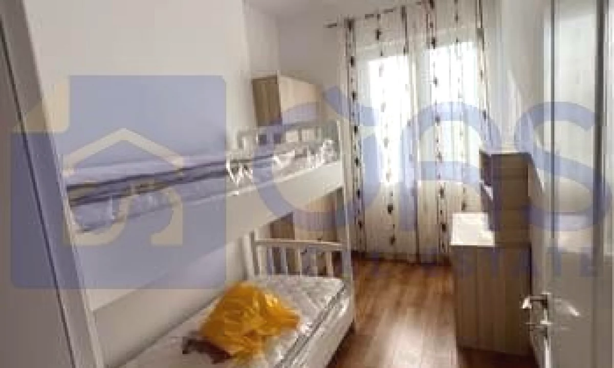 Appartamento in affitto a Tirana 2+1, Arredato