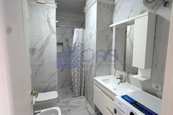 Shtepi me qera Apartament ne Tirane, 1+1, Mobilimi E mobiluar, Pagesa 50,000  Leke.