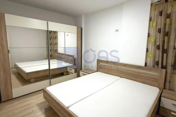 Shtepi me qera Apartament ne Tirane, 2+1, Mobilimi E mobiluar, Pagesa 50,000  Leke.