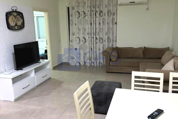 Shtepi me qera Apartament ne Tirane, 2+1, Mobilimi E mobiluar, Pagesa 50,000  Leke.
