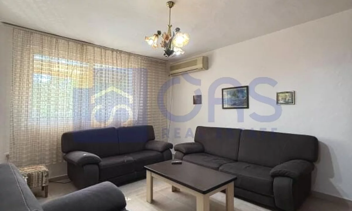 Shtepi me qera Apartament ne Tirane, 2+1, Mobilimi E mobiluar, Pagesa 50,000  Leke.