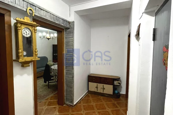 Shtepi me qera Apartament ne Tirane, 2+1, Mobilimi E mobiluar, Pagesa 60,000  Leke.