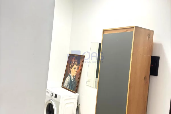 Shtepi me qera Apartament ne Tirane, 1+1, Mobilimi E mobiluar, Pagesa 50,000  Leke.