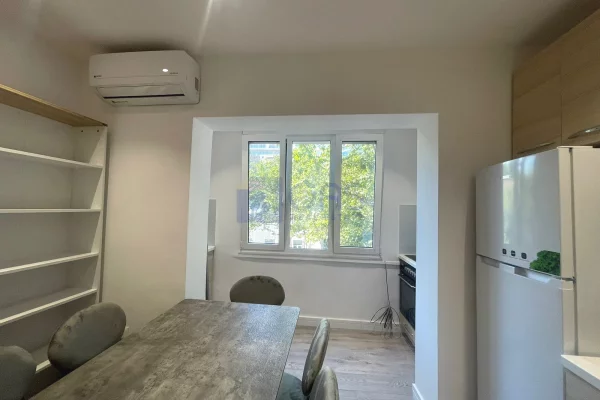 Shtepi me qera Apartament ne Tirane, 1+1, Mobilimi E mobiluar, Pagesa 55,000  Leke.
