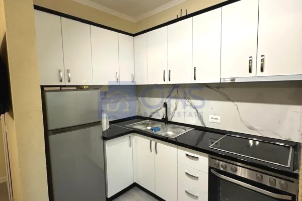 Shtepi me qera 1+1 ne Tirane - 45,000 Leke