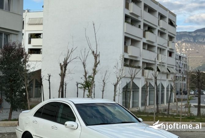 Auto in Vendita a Tirana - 4,600 Euro