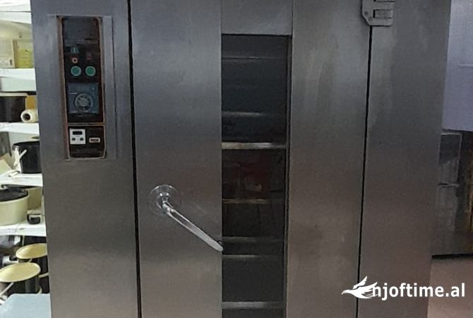 Pajisje biznesi ne shitje ne Fier - 420,000 Leke