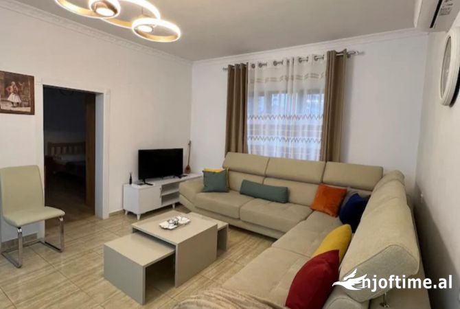 🏡 Jepet  Apartament 2+1 me Qera te ish Stacioni i Trenit, Tiranë