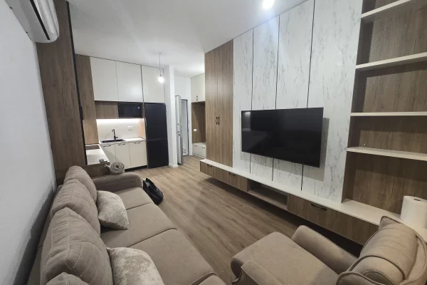 Kompleksi Kadiu, Jap me qera apartament 1+1 totalisht te mobiluar.