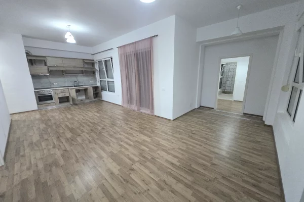 Shtepi me qera Apartament ne Tirane, 2+1, Mobilimi E mobiluar, Pagesa 35,000  Leke.