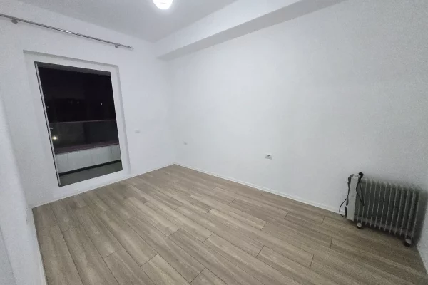 Shtepi me qera Apartament ne Tirane, 2+1, Mobilimi Bosh, pa mobiluar, Pagesa 32,000  Leke.