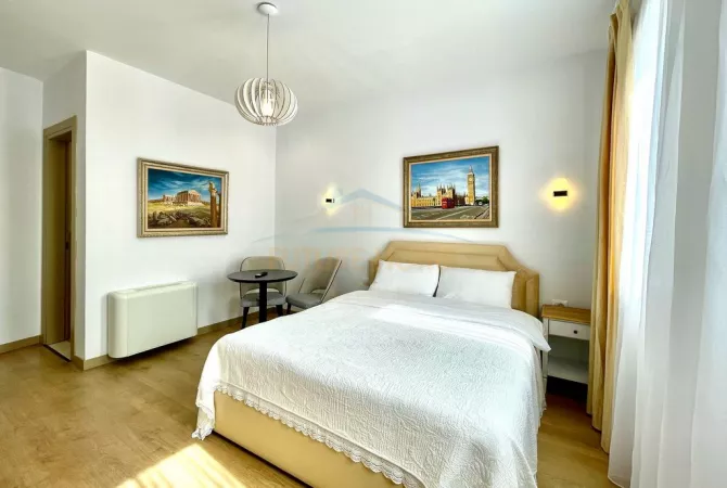 Villa di lusso in vendita a Tirana 4+1, Arredato