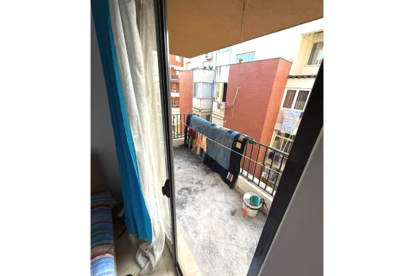 Shitet, Apartament 1+1, Kodra e Diellit, Tirane