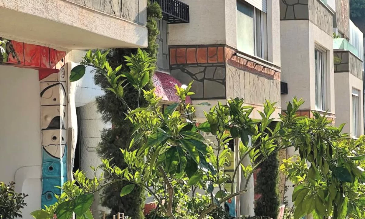 Appartamento in vendita a Tirana 2+1, Vuoto