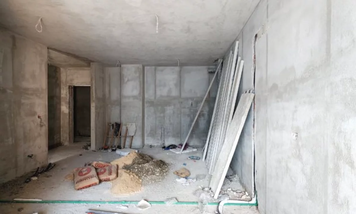 Appartamento in vendita a Tirana 2+1, Vuoto