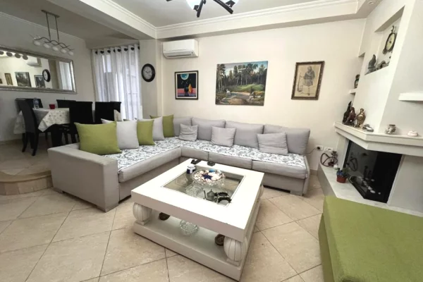 APARTAMENT 2+1 TEK BLLOKU.