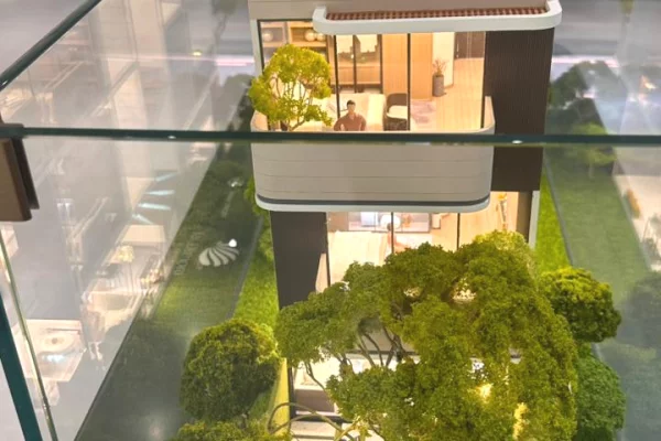 Shtepi ne shitje Vila Luksoze ne Durres, 4+1, Mobilimi Bosh, pa mobiluar, Pagesa 374,000  Euro.