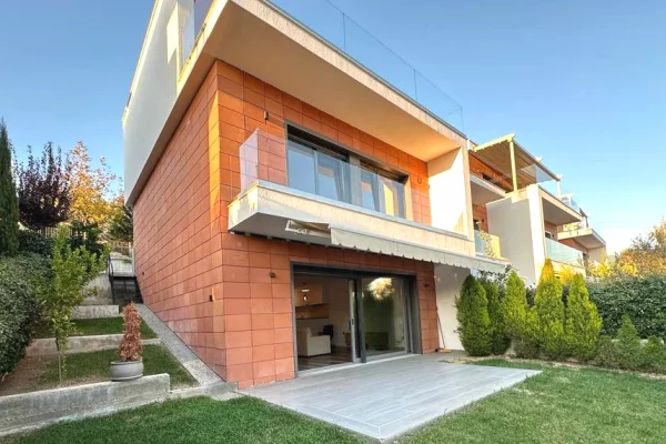Shtepi ne shitje 4+1 ne Tirane - 650,000 Euro