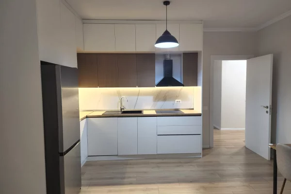 JAPIM ME QIRA APARTAMENT 2+1 PER BANIM, KOMPLEKSI ARLIS 