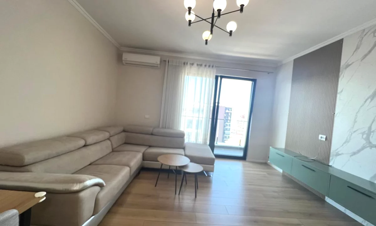 Shtepi me qera Apartament ne Tirane, 2+1, Mobilimi E mobiluar, Pagesa 700  Euro.